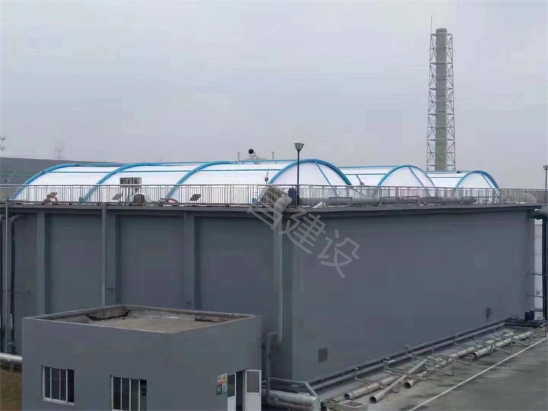 污水池